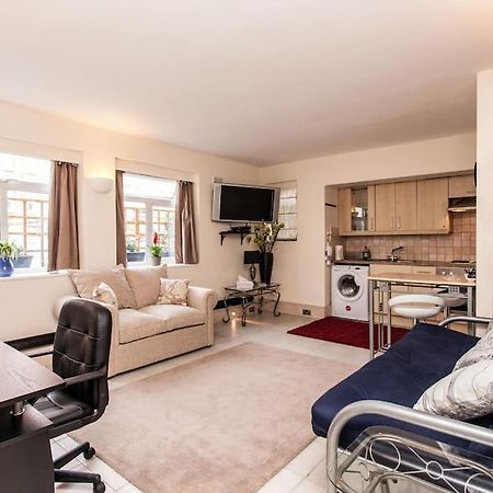 Awesome Apartment In The Heart Of Camden Town London Exterior foto